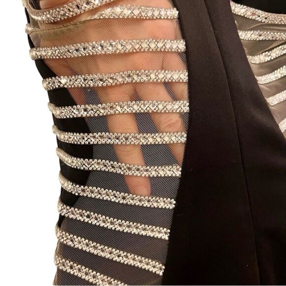 La Femme Sleeveless Mesh Cut Out Bling Formal Full Length Black Evening Dress 8 - Picture 11 of 16